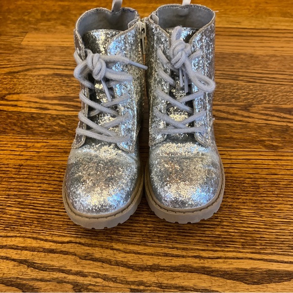 Old Navy Glittery Side-Zip Combat Boots for Toddler Girls silver glitter size 11 - Picture 1 of 6